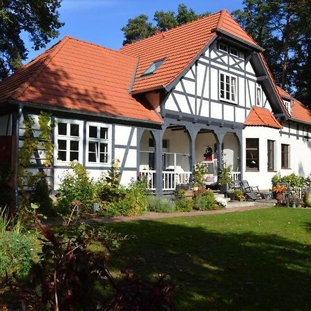 Ferienwohnung Im Landhaus Labes 노이글로프조브 외부 사진