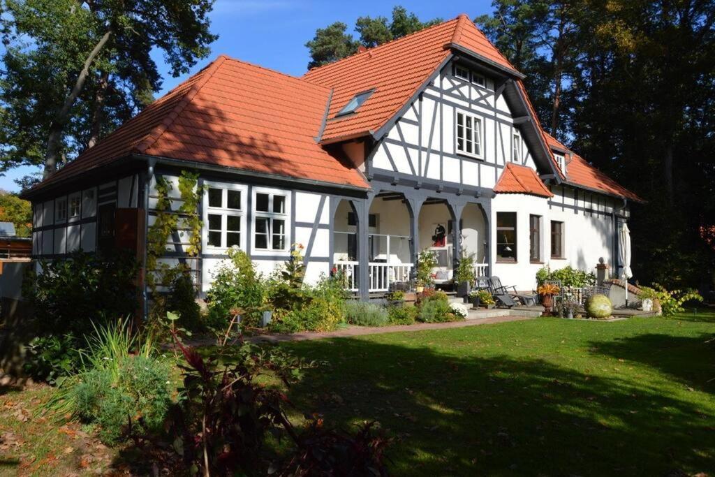 Ferienwohnung Im Landhaus Labes 노이글로프조브 외부 사진